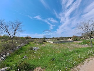 Terreno Pakovo Selo, Drniš, 5.600m2