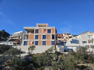 Appartamento con terrazza sul tetto, Primošten