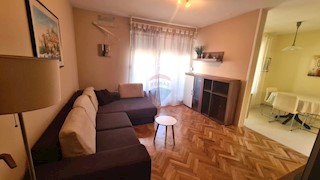 Appartamento Meterize, Šibenik, 75m2