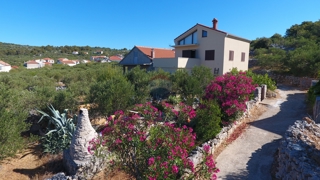 Casa Kaprije, Šibenik - Okolica, 166m2