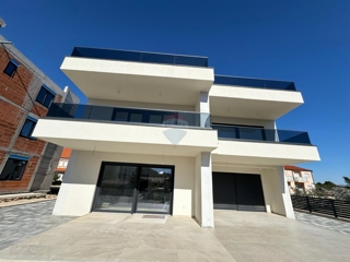 Appartamento Tisno, 100m2