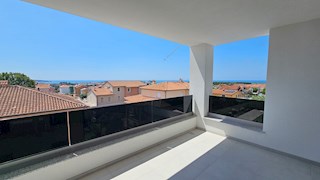 Immobili Istria, vendo appartamento con vista mare, Novigrad-Cittanova