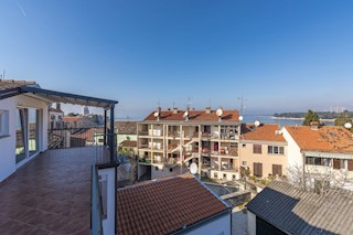 Immobili di lusso Istria, vendo appartamento, Poreč-Parenzo, centro