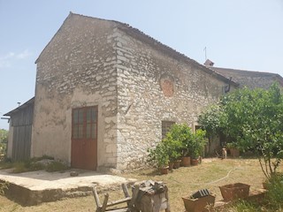 Immobili Istria, vendo casa di pietra, dintorni Umag-Umago