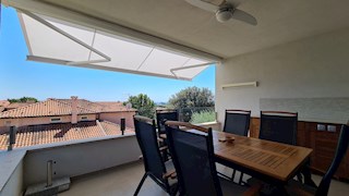 Immobili Istria, vendo appartamento con vista mare, Novigrad-Cittanova