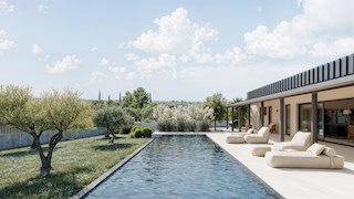 Villa di Lusso in Costruzione con Vista Panoramica – Zona di Buie, Vicino al Confine Sloveno