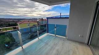 Immobili Istria, vendo apartamento moderno vicino il mare, dintorni Umag-Umago