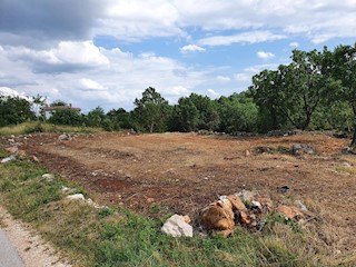 Immobiliare Istria, vendo terreno edificabile, dintorni Buje-Buie