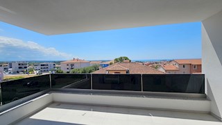 Immobili Istria, vendo appartamento con vista mare, Novigrad-Cittanova