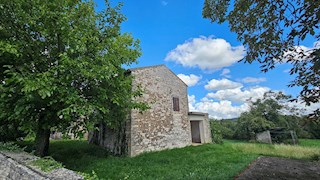 Autentica Stanzia Istriana con Due Case in Pietra e Vista sulla Natura