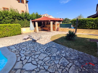 Appartamento a Volme con piscina, vicino al mare