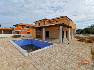 Juršići, dintorni, nuova casa indipendente con piscina