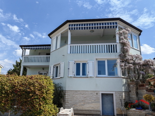 Štinjan, casa con piscina e vista mare