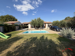 Šikići, casa unifamiliare con piscina, vendita esclusiva