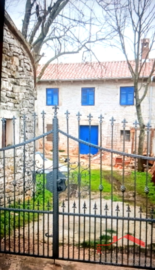 Žminj, casa in pietra istriana, dependance, giardino