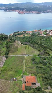 CASA IN PIETRA A PELJESAC