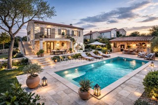 Autentica casa in pietra istriana da ristrutturare nei pressi di Umago