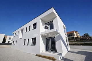 Appartamento al primo piano, a 1500m dal mare