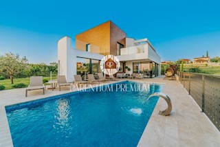 Villa di lusso dal design moderno e dallo stile