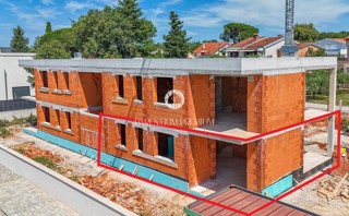 Appartamento al piano terra con giardino, a 1500 mt dal mare