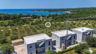 Villa di lusso con piscina a 300 metri dal mare