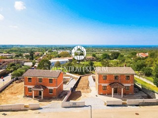 Villa in pietra d'Istria con vista sul mare