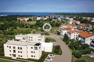 Fantastico appartamento con 3 camere da letto e giardino privato a 900 metri dal mare