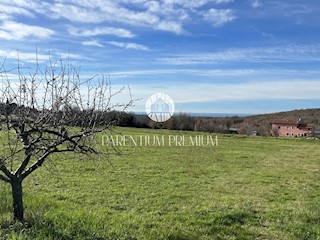 Terreno edificabile con vista mare