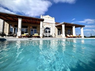 Unica villa ristrutturata – ex scuola rurale con piscina e wellness nel cuore dell'Istria