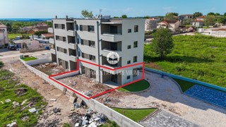 Piano terra - Appartamento con due camere da letto e giardino