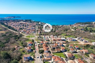 Terreno edificabile a 900 m dal mare