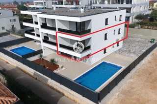 Moderno appartamento al 1° piano, a 700m dal mare e dal porto turistico