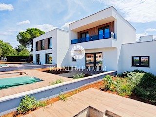 Nuova casa di qualità con vista mare vicino al centro città e alla spiaggia
