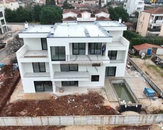 ISTRIA - POREČ, CASA VICINO AL MARE, NUOVA COSTRUZIONE