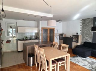 Appartamento Špansko, Stenjevec, 130m2