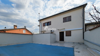 Villa bifamiliare - Rovinjsko selo - 91m2 + (108m2)