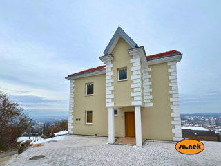 Casa con due appartamenti a Sveta Nedelja