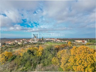 Parenzo, dintorni, ampio terreno edificabile con vista mare