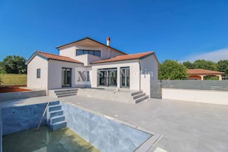 Parenzo, dintorni - casa di nuova costruzione con 3 camere da letto e piscina