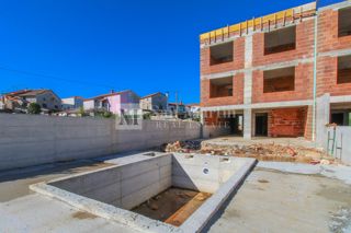 Parenzo, dintorni - appartamento al piano terra con piscina