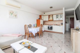 Rovigno, splendido appartamento in centro con garage