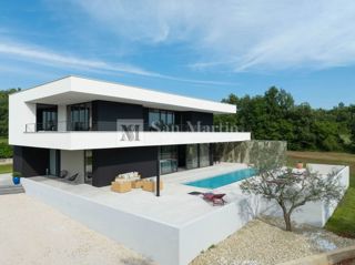 Istria, Grisignana – Moderna casa di design ai margini del paese