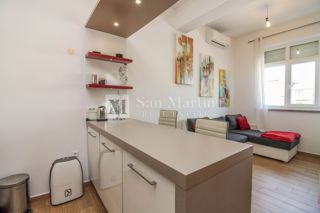 Parenzo, centro – appartamento ben arredato nel centro città