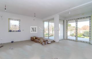 Umago - trilocale in una costruzione nuova a 400 m dal mare