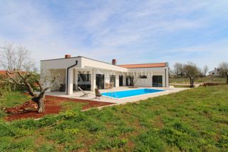 Rovigno, dintorni - bellissima casa nuova con piscina