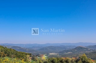 Parenzo, dintorni - terreno edificabile con vista aperta