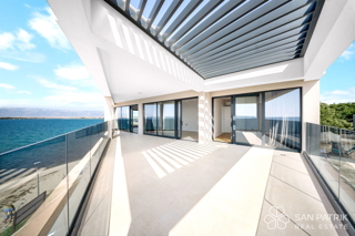 Privlaka Seafront Residences – attico moderno in prima fila sul mare