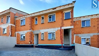 Poreč-Parenzo - dintorni, appartamento in costruzione di 68 m2, 3 camere da letto, 2 posti auto