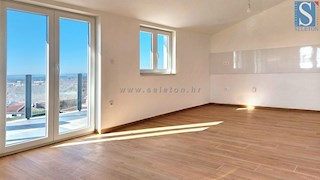 Istria, Poreč, nuovo appartamento di 82 m2 con vista mare vicino a Poreč-Parenzo, 2 posti auto e ripostiglio