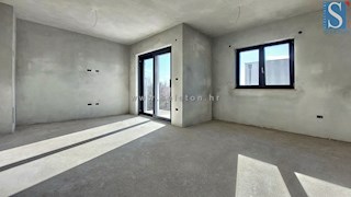 Istria, Poreč-Parenzo, nuovo appartamento di 73 m2, 1° piano - in costruzione